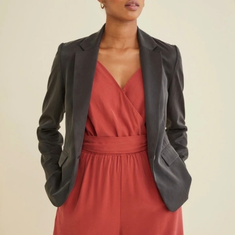 Amour Vert Ashley Black Silk Blazer Jacket Women’s Size Medium, New
